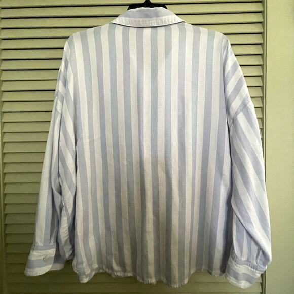 Victoria's Secret Pajama Set Size Large Short - Picture 4 of 5